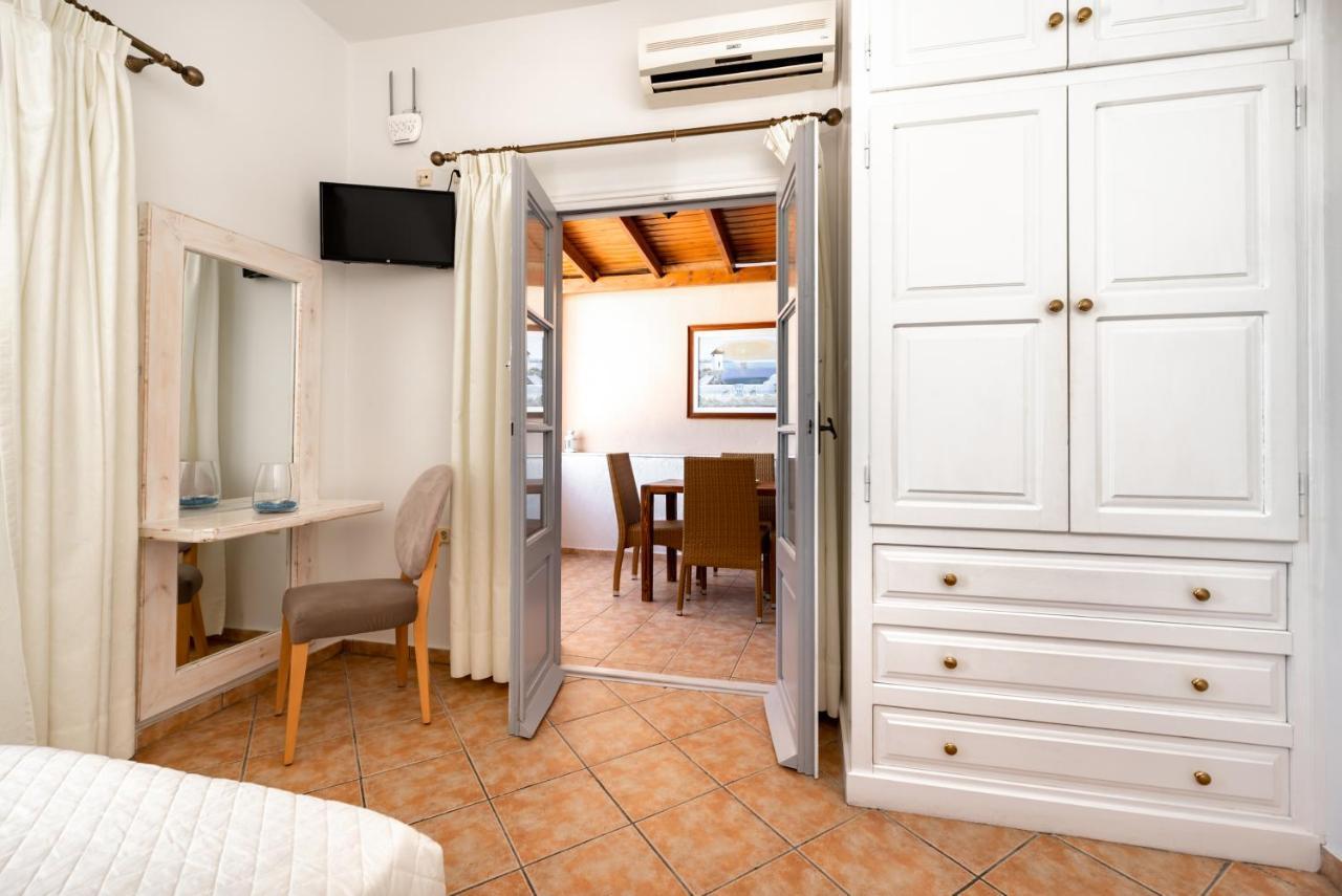 Villa By Hotel Thira Fira  Zewnętrze zdjęcie